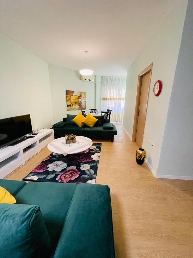 New Apartment In Center Of טיראנה מראה חיצוני תמונה